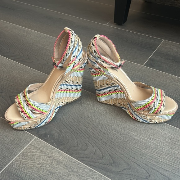 Gianni Bini Multicoloured Ankle Strap Platform Wedge Boho Sandals Women Size 7.5 - Picture 11 of 17